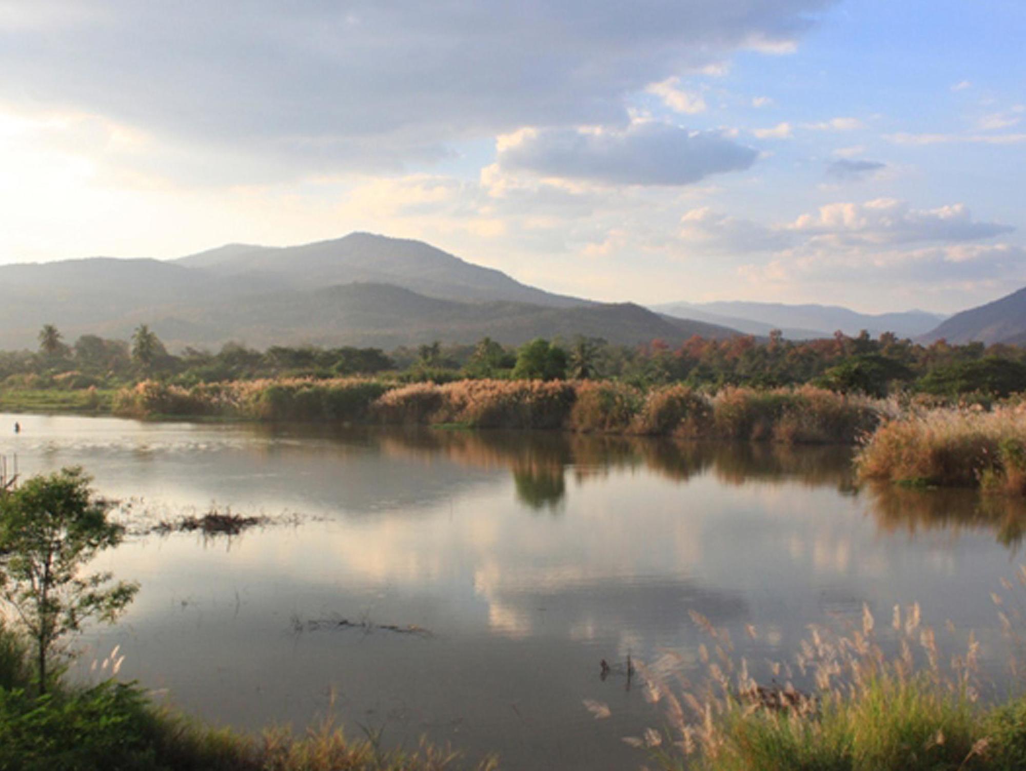Phu-Anna Eco House Hotel Hot ภายนอก รูปภาพ